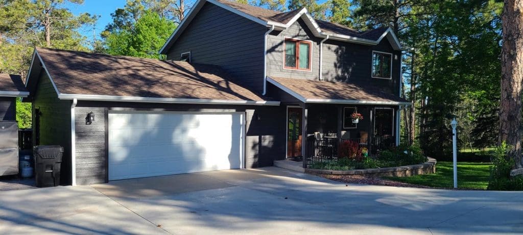 Siding and window replacement on residential home in Countryside Rapid City